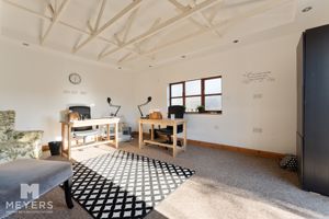 Work shop/Home Office- click for photo gallery